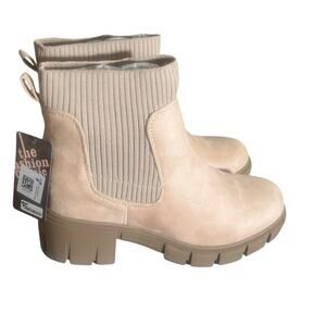 Jabasic Faux Suede Tan Chunky Boots Size 8 Knit Insert Slip on NWOBL